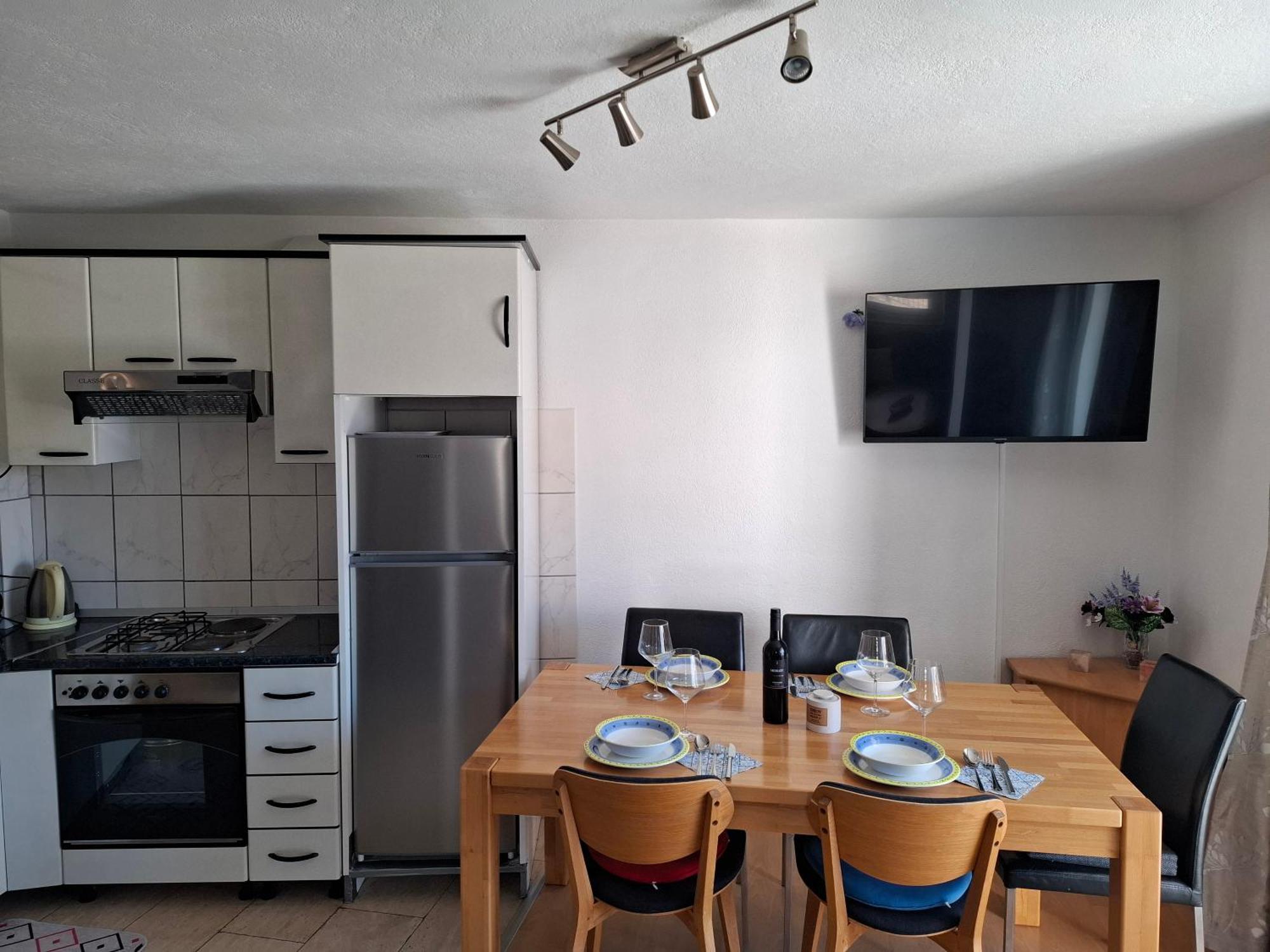 Apartment Kastilac Kaštela Kültér fotó